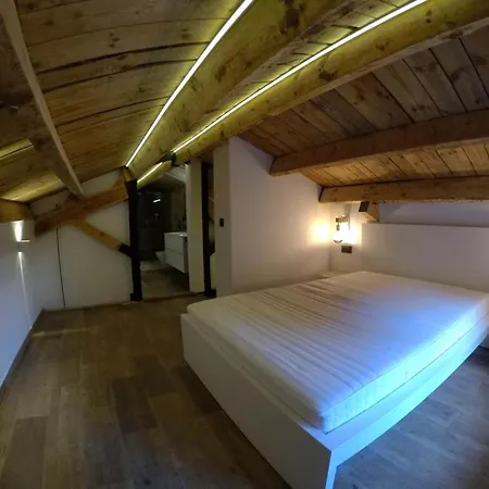 拉斯阿维拉纳斯小木屋酒店 度假居