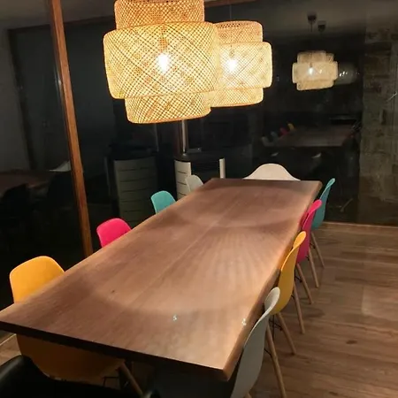 拉斯阿维拉纳斯小木屋酒店 *