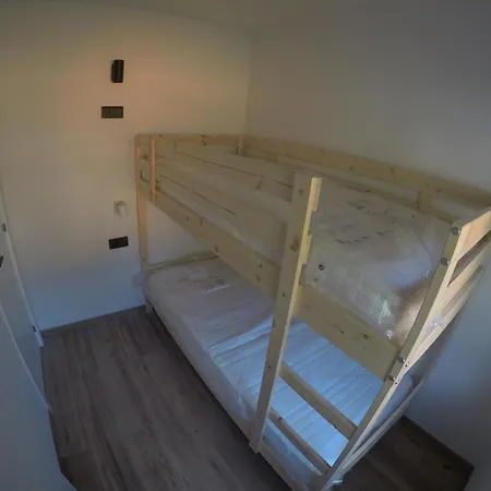 拉斯阿维拉纳斯小木屋酒店 阿林萨尔
